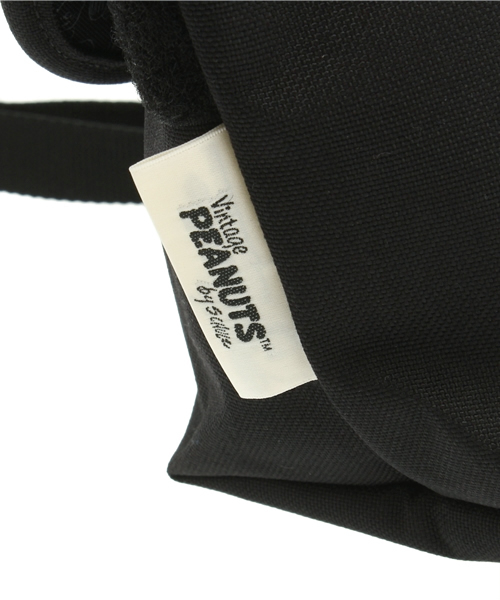 X-girl(エックスガール)の「MP Snoopy 1603JR 14AW(ショルダーバッグ・レディース・ブラック・ONE SIZE)」の2枚目の写真