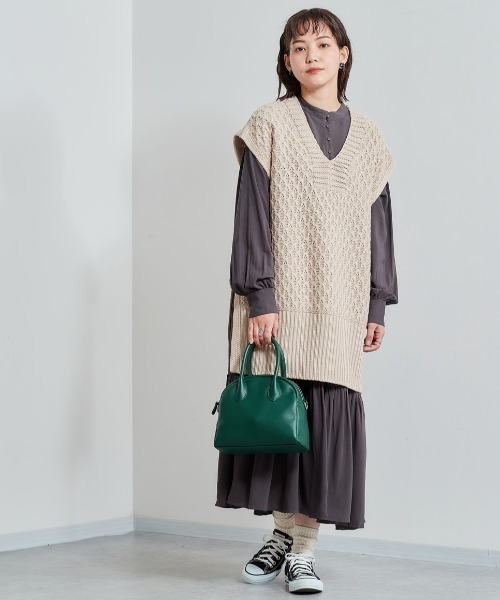 cepo(セポ)の「ケーブル編み ロングニットベスト(ベスト・レディース・ベージュ/サックスブルー/チャコール・M)」の6枚目の写真