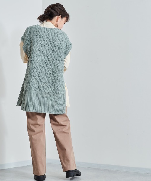 cepo(セポ)の「ケーブル編み ロングニットベスト(ベスト・レディース・ベージュ/サックスブルー/チャコール・M)」の14枚目の写真