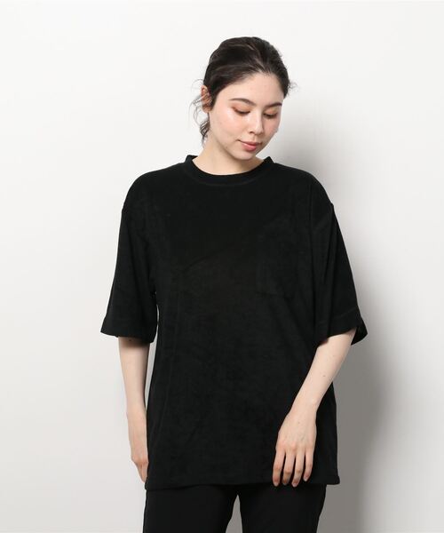 INNOCENT(イノセント)の「『RDS』ポケット付きパイルTシャツ(Tシャツ/カットソー・レディース・ブラック/アイボリー/ネイビー/ベージュ/イエロー/ピンク・MEDIUM/LARGE)」の3枚目の写真