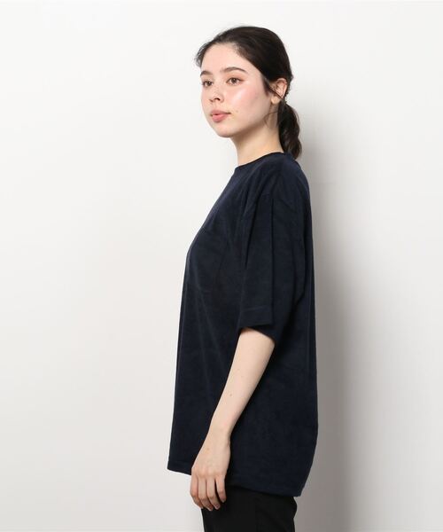 INNOCENT(イノセント)の「『RDS』ポケット付きパイルTシャツ(Tシャツ/カットソー・レディース・ブラック/アイボリー/ネイビー/ベージュ/イエロー/ピンク・MEDIUM/LARGE)」の11枚目の写真