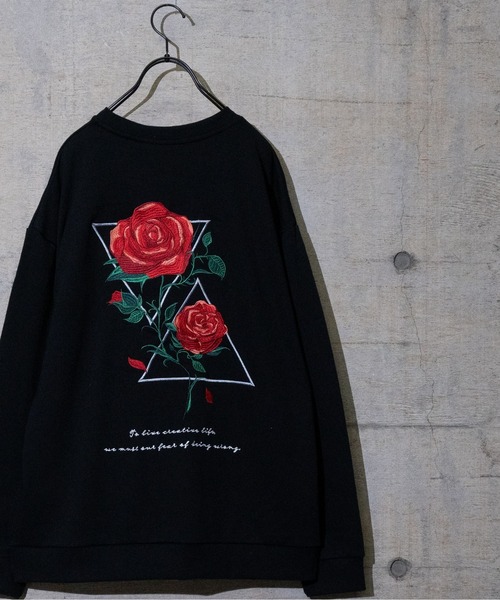 JOHN'S CLOSET（ジョンズクローゼット）の「【13】フラワー刺繍トレーナー（スウェット・メンズ・ブラック/ホワイト/ブラック系その他/ホワイト系その他・MEDIUM/LARGE）」の3枚目の写真