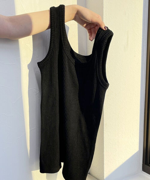 fredy emue（フレディエミュ）の「リブタンクトップ（タンクトップ・レディース・アイボリー/ブラック/オレンジ・38）」の5枚目の写真