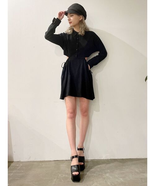 GYDA(ジェイダ)の「アンクルベルトチャンキーサンダル(サンダル・レディース・ブラック/オフホワイト・SMALL/MEDIUM/LARGE)」の11枚目の写真