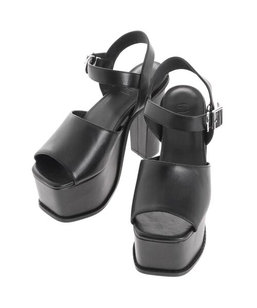 GYDA(ジェイダ)の「アンクルベルトチャンキーサンダル(サンダル・レディース・ブラック/オフホワイト・SMALL/MEDIUM/LARGE)」の21枚目の写真