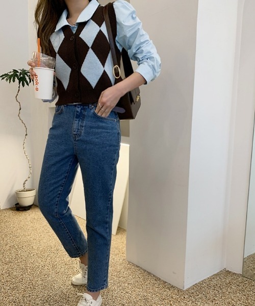 NANING9(ナンニング)の「NANING9 ダイヤ柄ショート丈ベストカーディガン(シャツ/ブラウス・レディース・スカイブルー/ライトベージュ・FREE)」の12枚目の写真