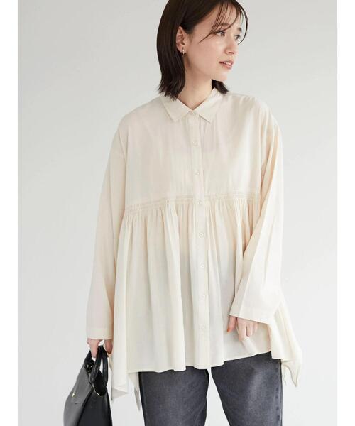 Green Parks(グリーンパークス)の「シャーリングイレヘムチュニック(シャツ/ブラウス・レディース・オフホワイト/ミント・FREE)」の3枚目の写真