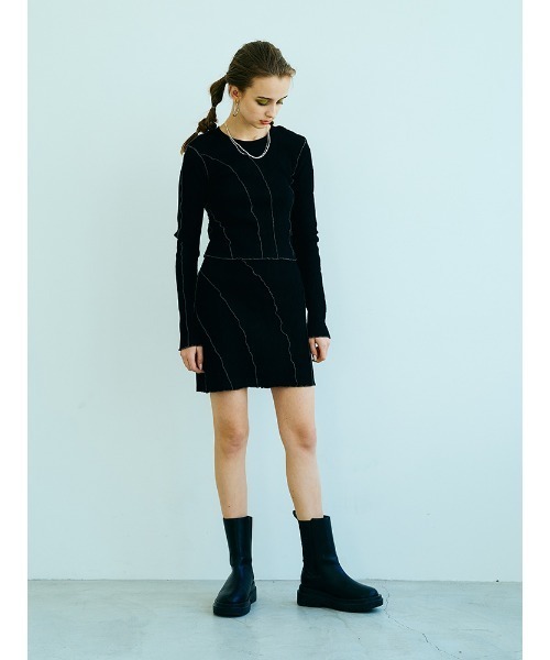 ENVYM（アンビー）の「スイッチングリブＴＯＰＳ（Tシャツ/カットソー・レディース・ブラック/グレー・FREE）」の13枚目の写真