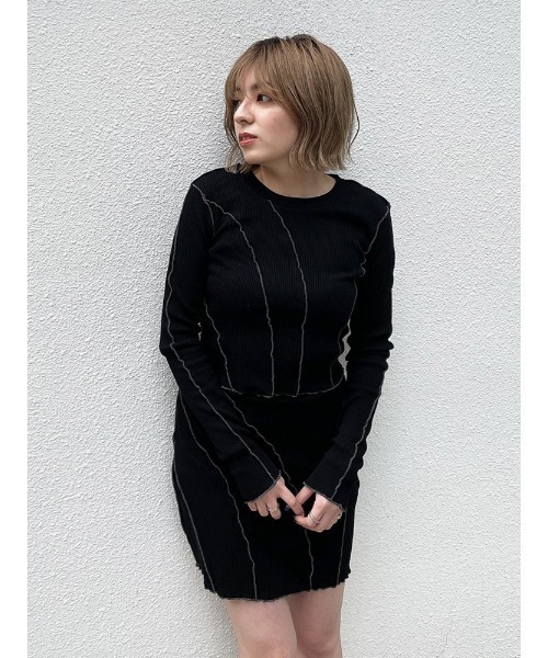 ENVYM（アンビー）の「スイッチングリブＴＯＰＳ（Tシャツ/カットソー・レディース・ブラック/グレー・FREE）」の11枚目の写真