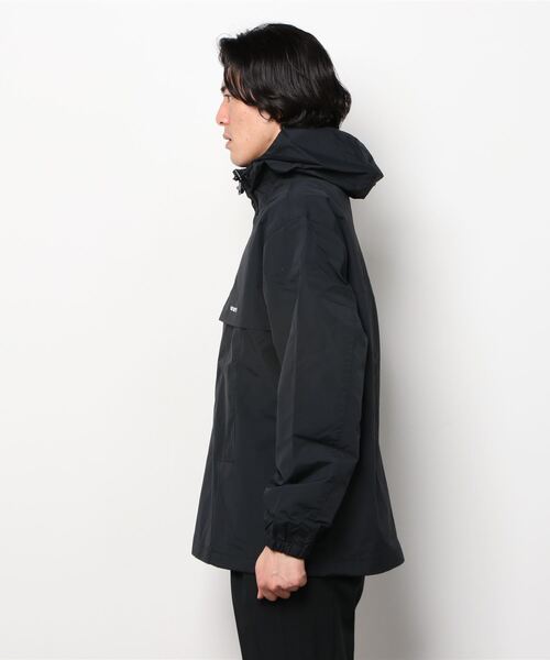 Carhartt WIP（カーハートダブリューアイピー）の「WINDBREAKER