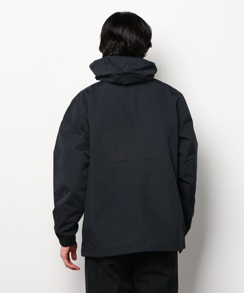 Carhartt WIP（カーハートダブリューアイピー）の「WINDBREAKER