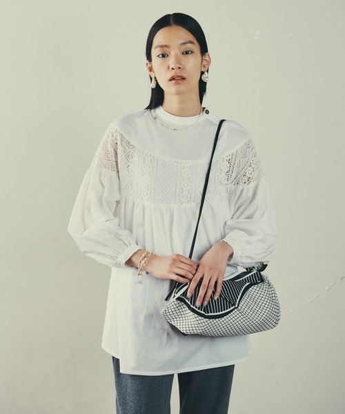 LAYMEE（レイミー）の「Scarf bag / スカーフバッグ（ショルダーバッグ・レディース・グリーン/ブラック/ピンクベージュ・FREE）」の10枚目の写真