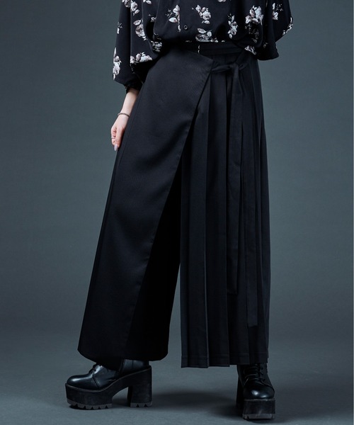 Ellno Loset（エルノロゼット）の「ラッププリーツパンツ（その他パンツ・メンズ・ブラック・SMALL/MEDIUM/LARGE）」の20枚目の写真