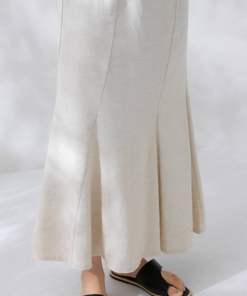 KBF（ケイビーエフ）の「リネンミックスマーメイドスカート（スカート・レディース・ブラック/グレー系その他/ナチュラル・ONE）」の11枚目の写真