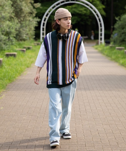 WEGO(ウィゴー)の「WEGO/レトロストライプニットベスト(ベスト・メンズ・ブラック/ダークグリーン・LARGE/MEDIUM)」の7枚目の写真