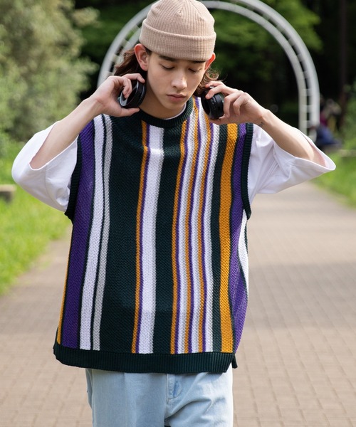 WEGO(ウィゴー)の「WEGO/レトロストライプニットベスト(ベスト・メンズ・ブラック/ダークグリーン・LARGE/MEDIUM)」の9枚目の写真