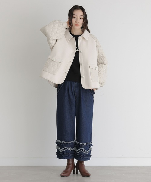 somari imagination（ソマリ イマジネーション）の「『フリルデザインクロップドデニムパンツ』（デニムパンツ・レディース・インディゴブルー・2/1）」の4枚目の写真