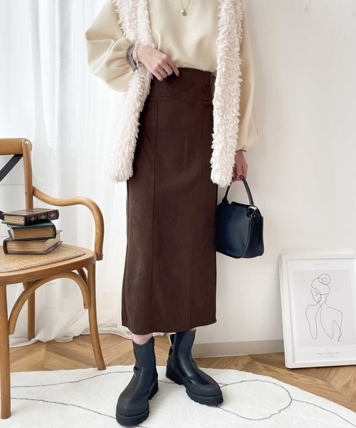 classicalelf(クラシカルエルフ)の「上品魅え。スエードポンチハイウエストナローロングスカート(スカート・レディース・ブラック/ブラウン/グリーン/ベージュ系その他・MEDIUM/LARGE/X-LARGE/SMALL)」の7枚目の写真