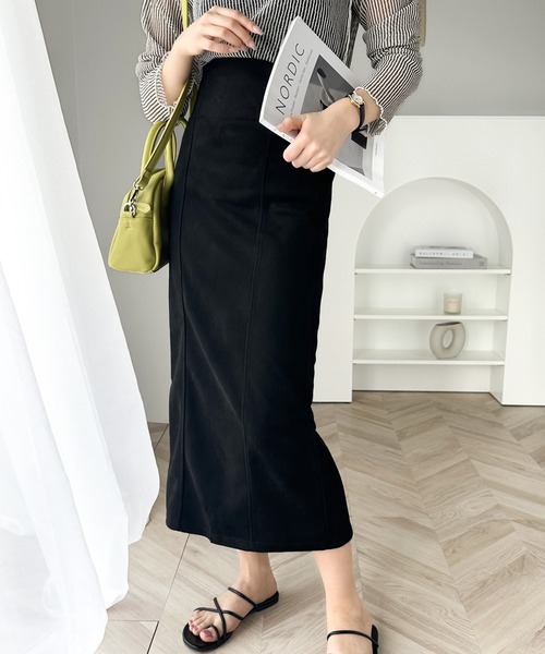 classicalelf(クラシカルエルフ)の「上品魅え。スエードポンチハイウエストナローロングスカート(スカート・レディース・ブラック/ブラウン/グリーン/ベージュ系その他・MEDIUM/LARGE/X-LARGE/SMALL)」の22枚目の写真