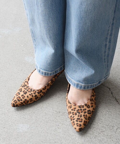 ブラウン ストラップ付きミュール 中ヒール ブラウン ストラップ付きミュール 中ヒール ミュール(レディース