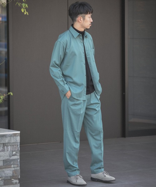 URBAN RESEARCH(アーバンリサーチ)の「WASHABLEウールレギュラーシャツ(シャツ/ブラウス・メンズ・グリーン/チャコールグレー/バーガンディー・SMALL/MEDIUM/LARGE)」の5枚目の写真