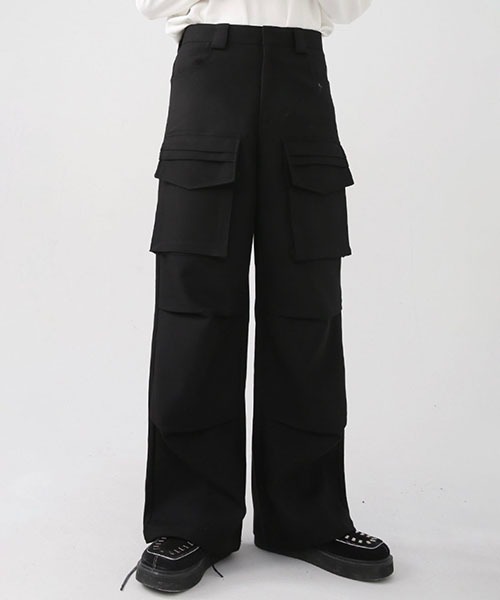 WESTBOY（ウエストボーイ）の「ワイドストレートミリタリーカーゴパンツWO22W2PT05【WB ORIGINALS】（カーゴパンツ・メンズ・ブラック/ホワイト・XL/M/L）」の4枚目の写真