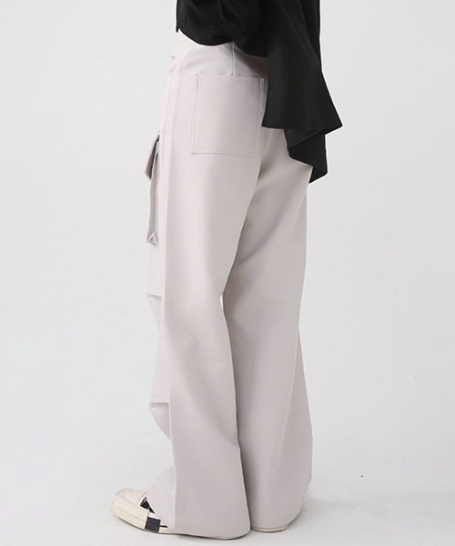 WESTBOY（ウエストボーイ）の「ワイドストレートミリタリーカーゴパンツWO22W2PT05【WB ORIGINALS】（カーゴパンツ・メンズ・ブラック/ホワイト・XL/M/L）」の8枚目の写真