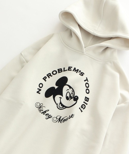 Disney（ディズニー）の「【Disney/ディズニー】裏起毛ワイドプルオーバーパーカー（パーカー・レディース・グレー/ワイン/ライム/モカ・M/L）」の6枚目の写真