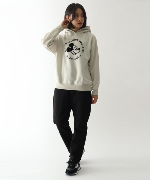 Disney（ディズニー）の「【Disney/ディズニー】裏起毛ワイドプルオーバーパーカー（パーカー・レディース・グレー/ワイン/ライム/モカ・M/L）」の20枚目の写真