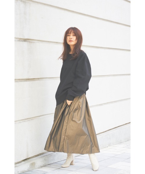 N WITH.(エヌウィズ)の「ペイパーバックボリュームスカート(スカート・レディース・グレー/カーキ・F)」の4枚目の写真