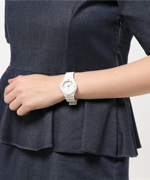 mystic（ミスティック）の「CASIO スポーツウォッチ（アナログ腕時計・レディース・ホワイト・ﾌﾘ-）」の2枚目の写真