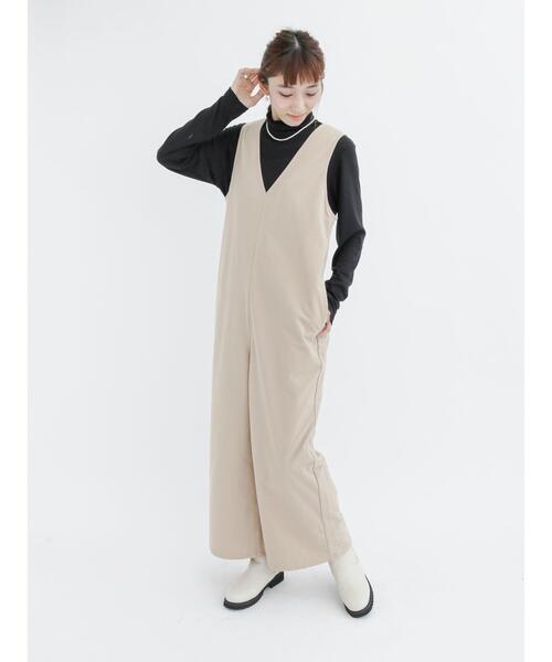 Lugnoncure(ルノンキュール)の「タートルネックトップス(Tシャツ/カットソー・レディース・ブラック/オフホワイト/グリーン・フリ-)」の6枚目の写真