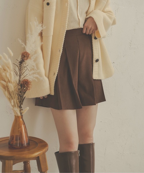 Ambre Neige（アンブルネージュ）の「プリーツキュロットショートパンツ／WEB/EC限定商品（その他パンツ・レディース・ブラック/ダークブラウン/ベージュ/アイボリー・FREE）」の3枚目の写真