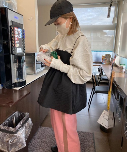 Bonjour Sagan（ボンジュールサガン）の「指穴付きMERCIロゴスウェット（スウェット・レディース・ライトグレー/チャコールグレー/ベージュ・FREE）」の4枚目の写真