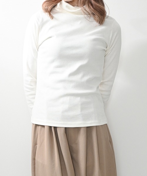 Felt-Maglietta(フェルトマリエッタ)の「コットンハイネックカットソー(Tシャツ/カットソー・レディース・チャコール/オフホワイト/ブラック/グレイッシュベージュ・MEDIUM/LARGE/X-LARGE)」の7枚目の写真