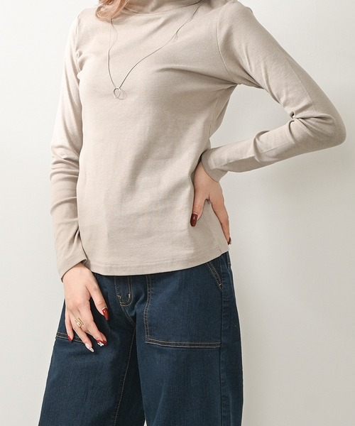 Felt-Maglietta(フェルトマリエッタ)の「コットンハイネックカットソー(Tシャツ/カットソー・レディース・チャコール/オフホワイト/ブラック/グレイッシュベージュ・MEDIUM/LARGE/X-LARGE)」の16枚目の写真