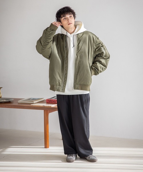 RAGEBLUE（レイジブルー）の「マルチウェイビッグMA-1（MA-1・メンズ・カーキ/ブラック・MEDIUM/LARGE）」の13枚目の写真