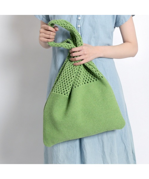 MAISON mou（メゾンムー）の「【recomend selection/セレクト】ニット仕立トライアングルバッグ（トートバッグ・レディース・イエロー/ブルー/ブラック/グリーン/ホワイト/ベージュ/グレー/ダークグリーン/ライトブラウン/ライトブルー/ライトイエロー/ライトグレー/ライトグリーン/ライトパープル・FREE）」の9枚目の写真