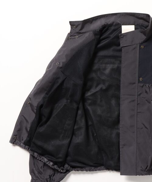 refomed（リフォメッド）の「OLD MAN NYLON JACKE（ブルゾン・メンズ・チャコールグレー・2/3）」の3枚目の写真