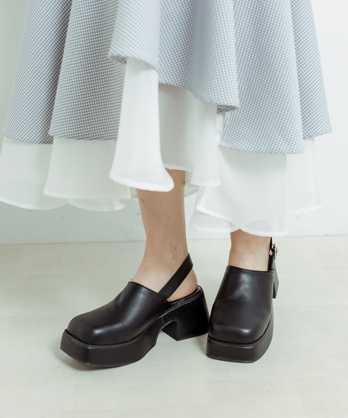 OLIVE des OLIVE（オリーブデオリーブ）の「バックベルト付きサボ（サンダル・レディース・アイボリー/イエロー/ブラック・SMALL/MEDIUM/LARGE）」の11枚目の写真