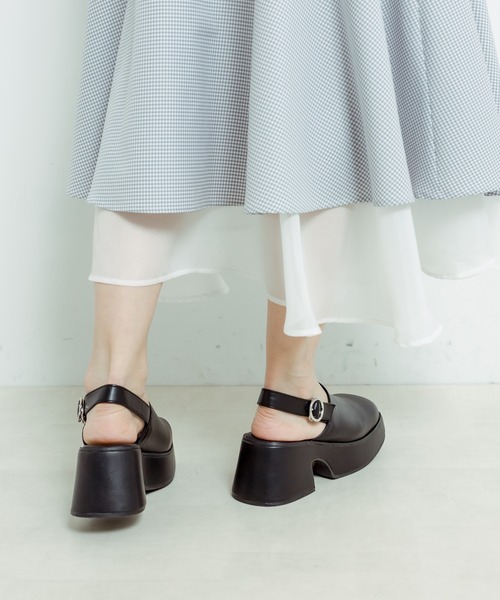 OLIVE des OLIVE（オリーブデオリーブ）の「バックベルト付きサボ（サンダル・レディース・アイボリー/イエロー/ブラック・SMALL/MEDIUM/LARGE）」の13枚目の写真