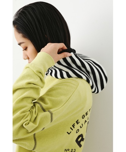 RODEO CROWNS WIDE BOWL（ロデオクラウンズワイドボウル）の「マルチボーダーバラクラバ（ニットキャップ/ビーニー・レディース・ホワイト系その他/レッド系その他/ブルー系その他・FREE）」の2枚目の写真