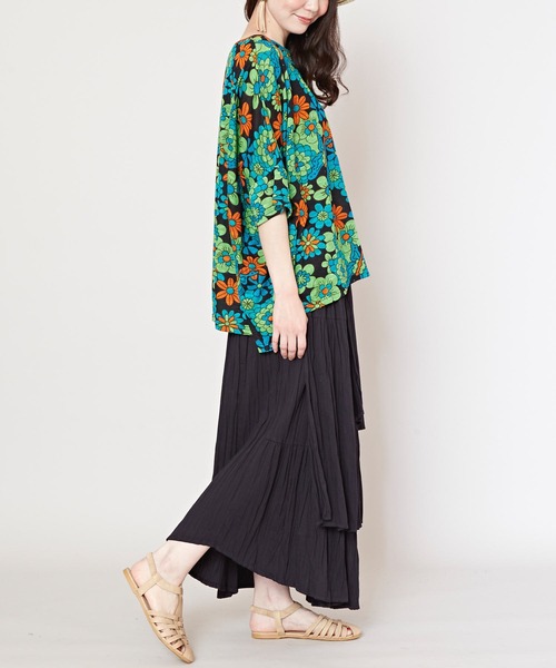 チャイハネ（チャイハネ）の「【チャイハネ】ヒピスラトップス（Tシャツ/カットソー・レディース・ブラック/ベージュ/パープル・FREE）」の4枚目の写真