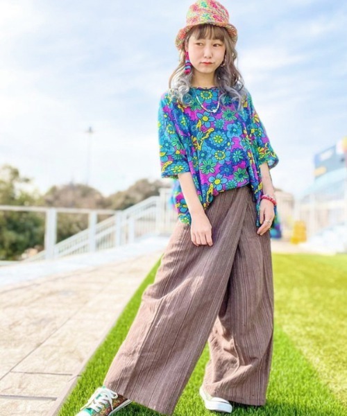 チャイハネ（チャイハネ）の「【チャイハネ】ヒピスラトップス（Tシャツ/カットソー・レディース・ブラック/ベージュ/パープル・FREE）」の19枚目の写真