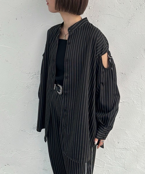 apres jour mignon(アプレジュールミニョン)の「ストライプカッティングシャツ【SETUP着用可能】【ZOZOTOWN限定アイテム】(シャツ/ブラウス・レディース・ネイビー/チャコールグレー/ブラック・フリー/X-LARGE)」の5枚目の写真