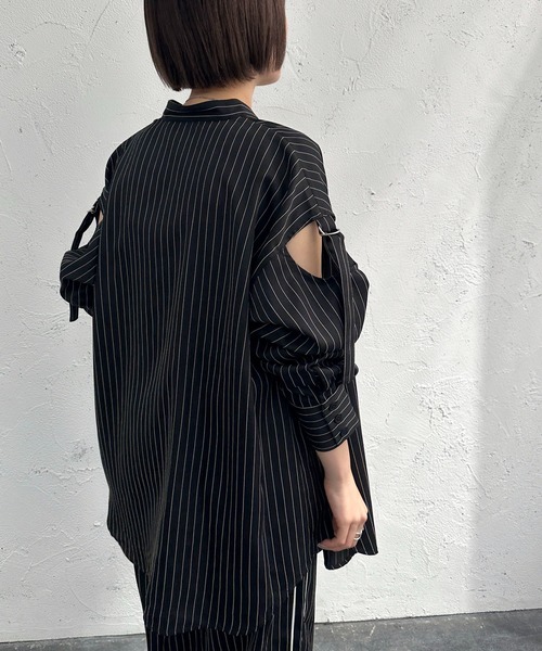apres jour mignon(アプレジュールミニョン)の「ストライプカッティングシャツ【SETUP着用可能】【ZOZOTOWN限定アイテム】(シャツ/ブラウス・レディース・ネイビー/チャコールグレー/ブラック・フリー/X-LARGE)」の6枚目の写真