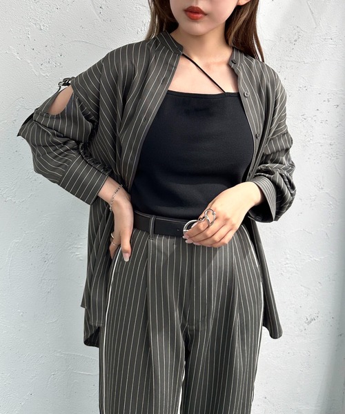 apres jour mignon(アプレジュールミニョン)の「ストライプカッティングシャツ【SETUP着用可能】【ZOZOTOWN限定アイテム】(シャツ/ブラウス・レディース・ネイビー/チャコールグレー/ブラック・フリー/X-LARGE)」の11枚目の写真