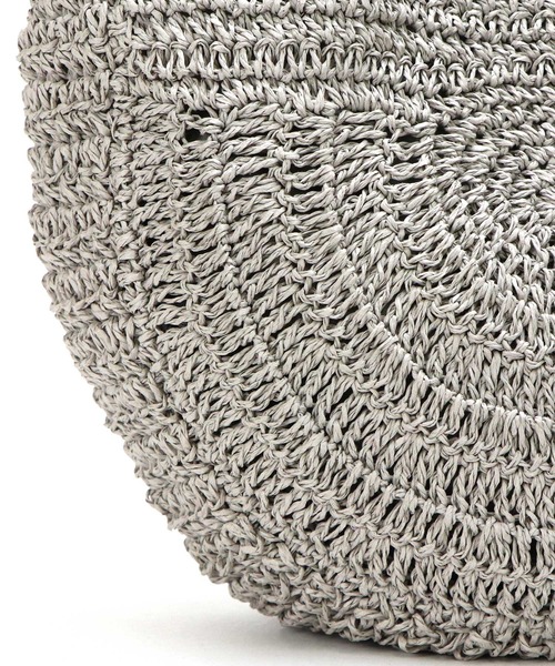 Bermosa（ベルモサ）の「タッセルチャーム付き ラウンドかごバッグ（かごバッグ・レディース・アイボリー/ダークベージュ/ピンク系その他/ブラック/グレー・FREE）」の12枚目の写真