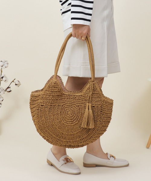 新品❗️未使用❗️woven かごバッグ タッセル付き COOCO かごバッグ カゴバッグ メタリックフィルム×ペーパー編み