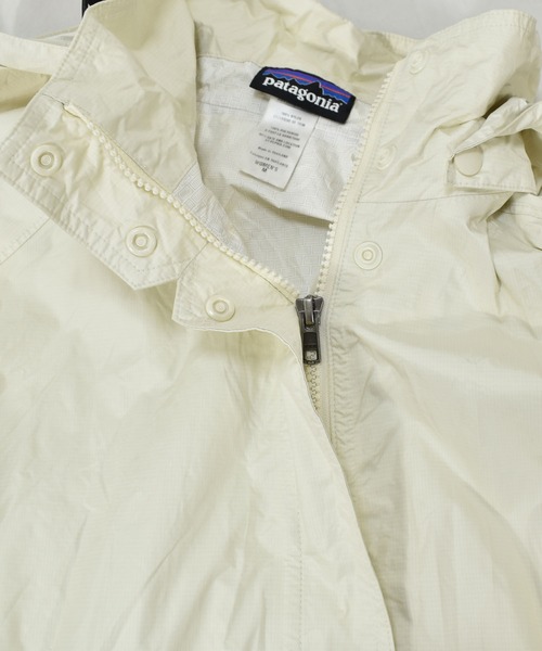 patagonia(パタゴニア)の「【ヴィンテージ古着】Patagonia / パタゴニア ウィメンズ トレントシェル トレンチコート ナイロンジャケット(トレンチコート・メンズ・ホワイト・MEDIUM)」の7枚目の写真